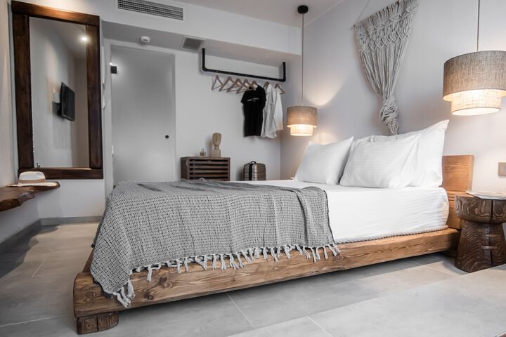 Room 12 of 60
