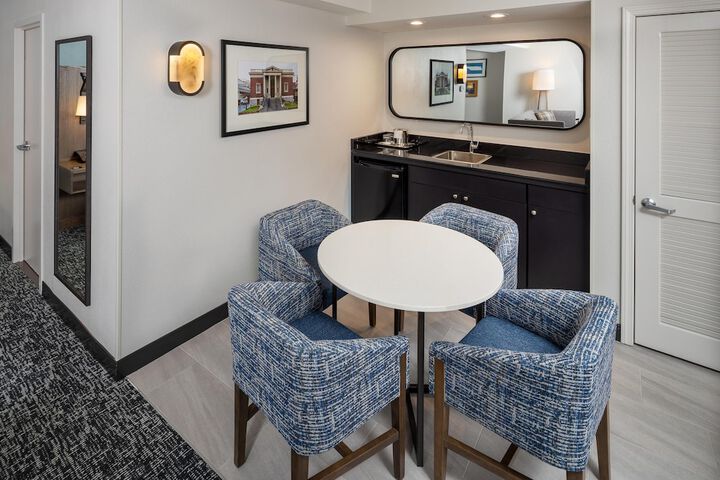 Minibar