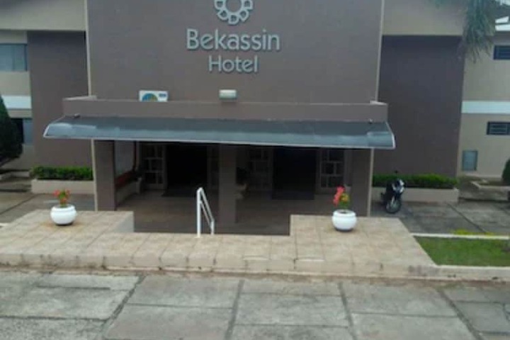 Hotel 32 of 32