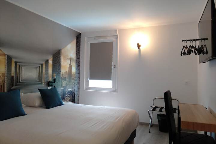 Room 5 of 29