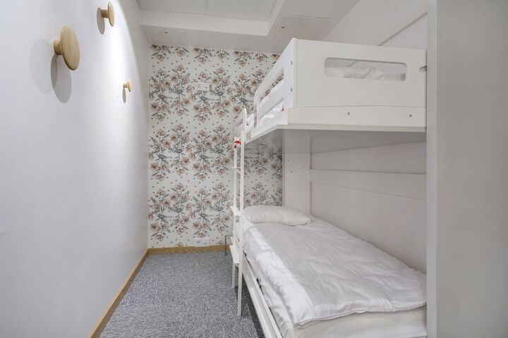 Room 20 of 91