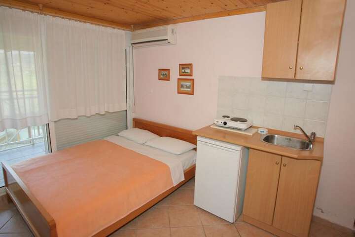 Room 26 of 30