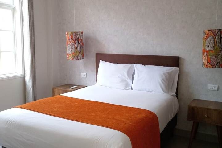 Room 10 of 51