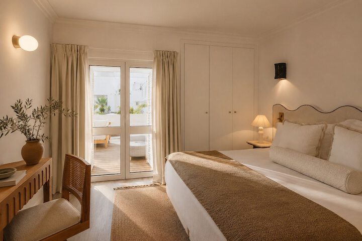 Room 9 of 78