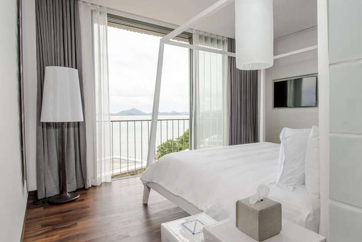 Room 38 of 254