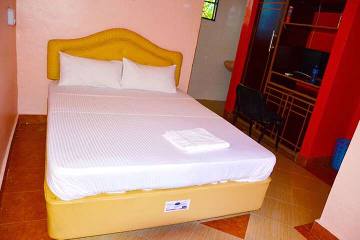 Room 3 of 15