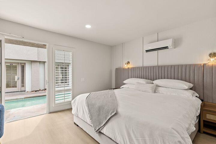 Room 20 of 77