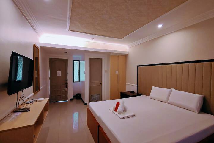 Room 3 of 16