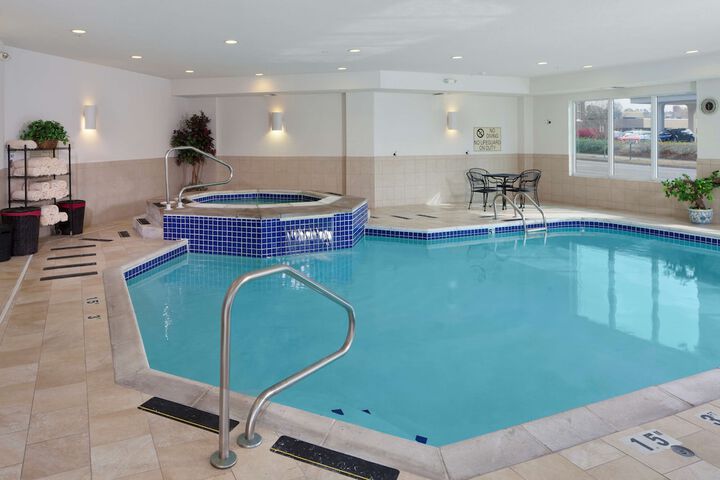 Pool 16 of 33