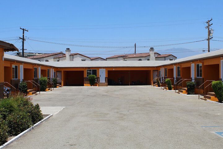 Property Grounds 21 of 23