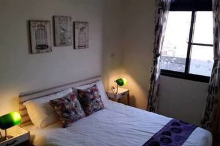 Room 11 of 17