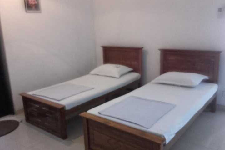 Room 7 of 46