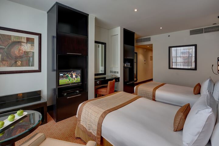 Room 106 of 211