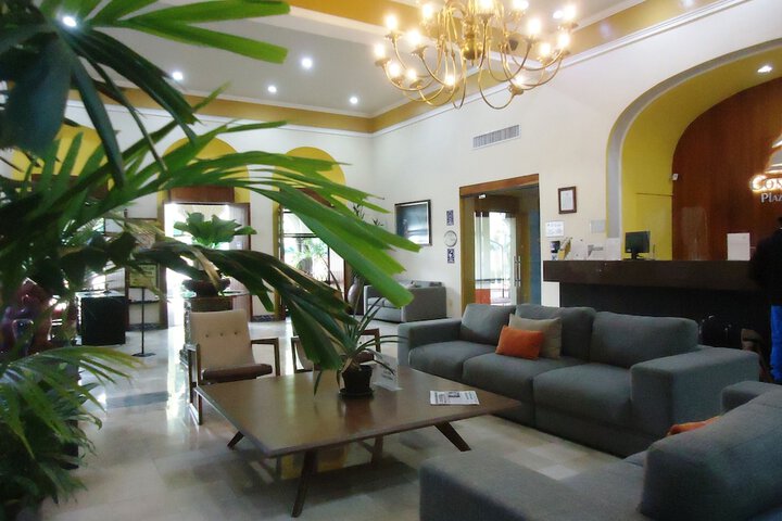 Guest Lobby