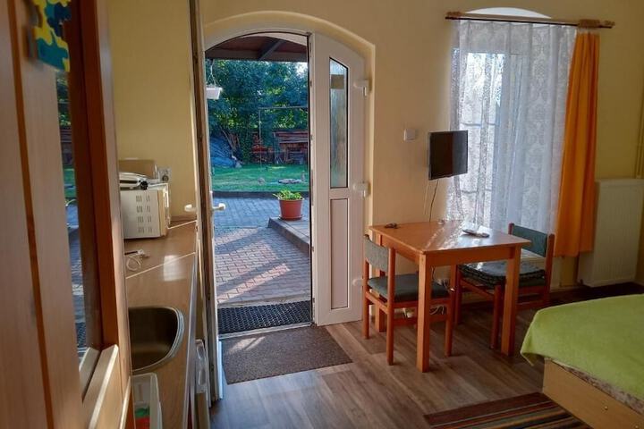 Room 3 of 15
