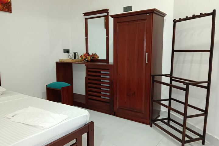 Room 50 of 67