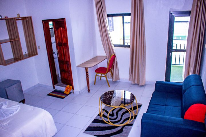 Room 7 of 22