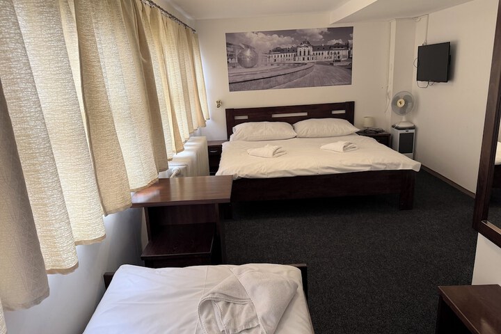 Room 57 of 167