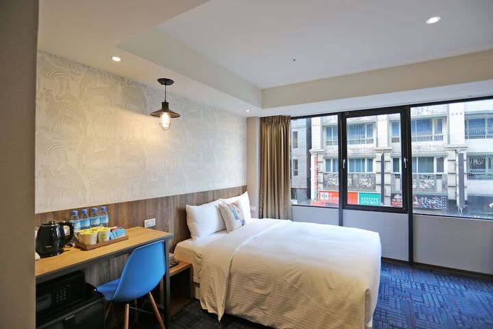 Room 31 of 57