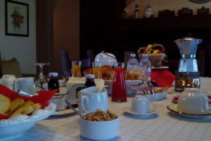 Breakfast/Coffee Service 6 of 37