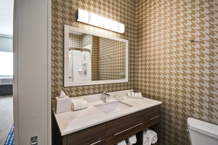 Bathroom shower