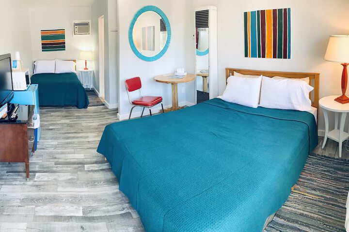 Room 17 of 61