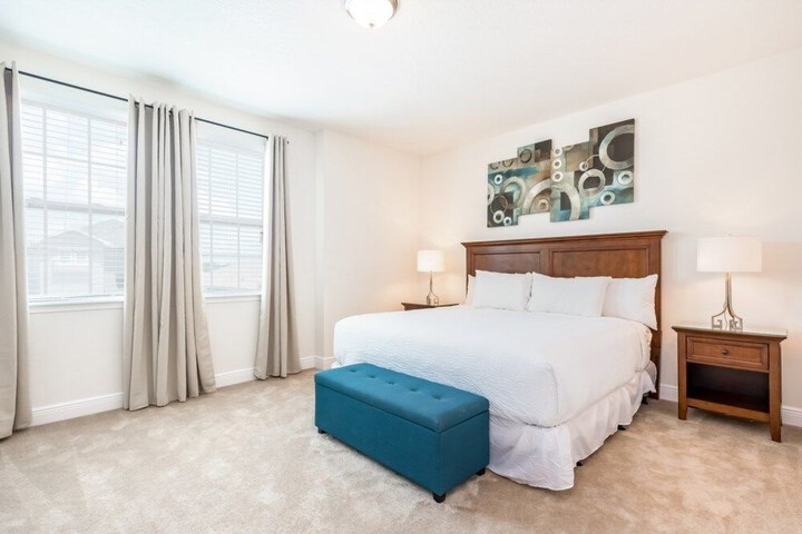 Room 6 of 31