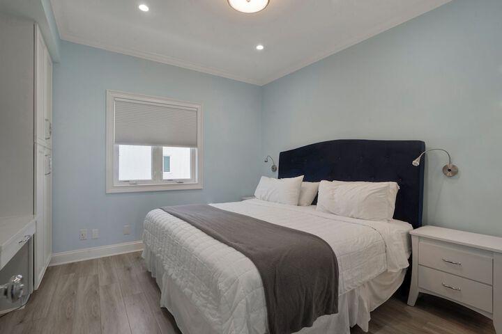 Room 145 of 219