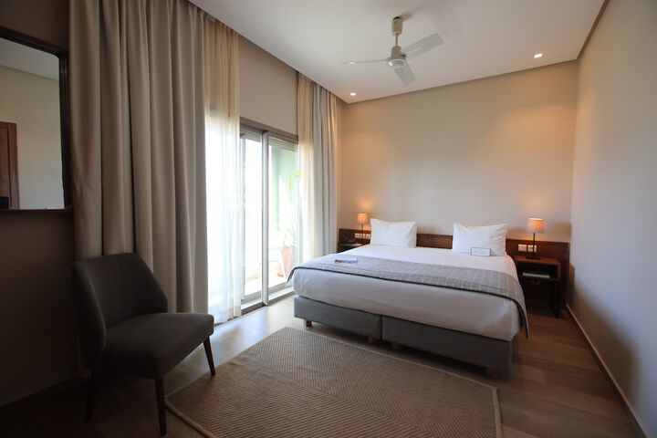 Room 18 of 73