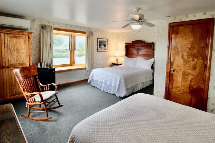 Room 17 of 100