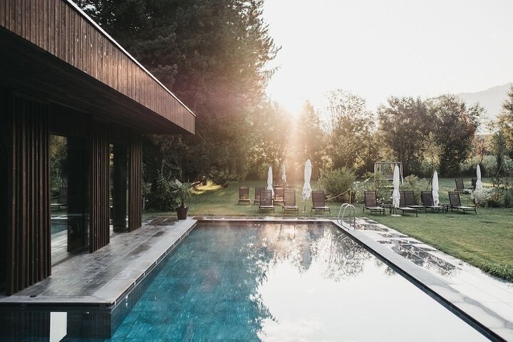 Pool 61 of 155
