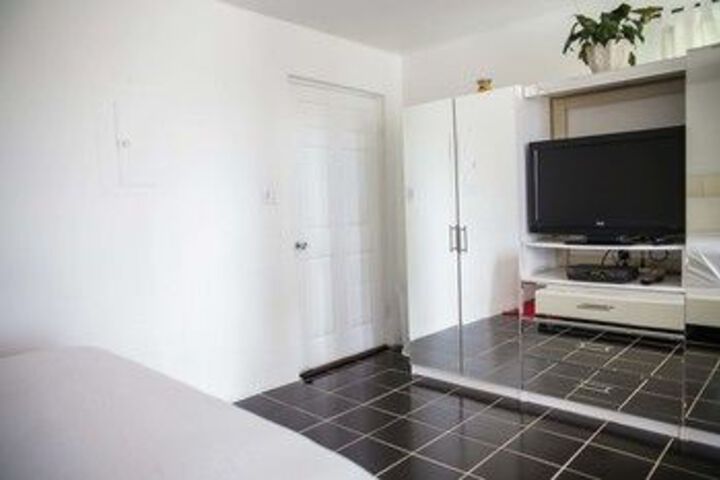 Room 19 of 25