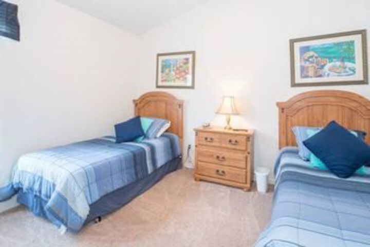 Room 8 of 15