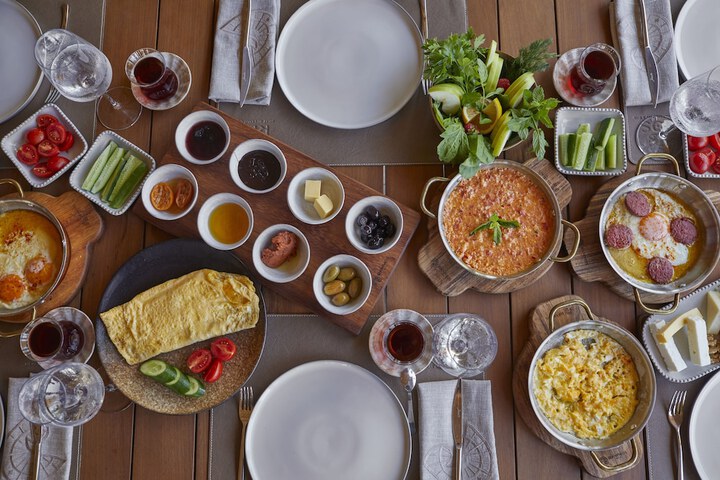 Breakfast/Coffee Service 69 of 92