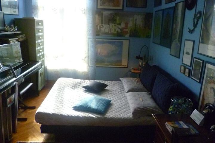 Room 5 of 50