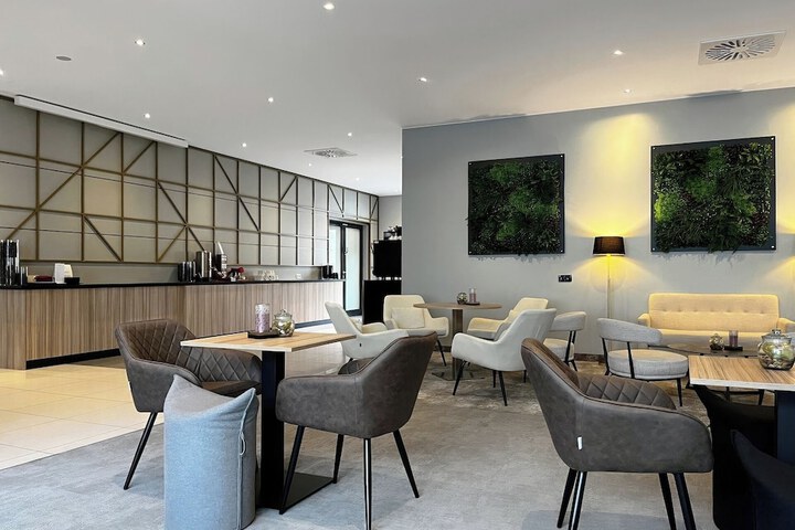 Hotel Interior 2 of 134