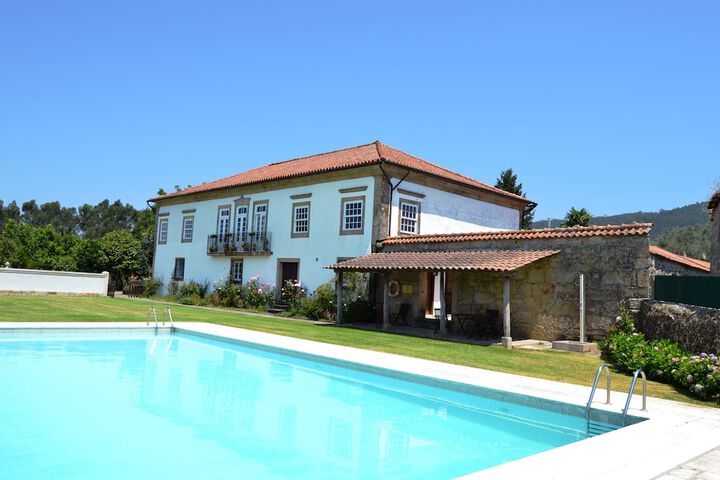 Hotel Pool