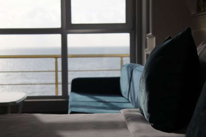 Room 31 of 164