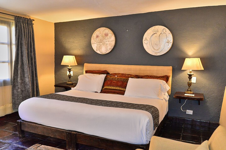 Room 14 of 37