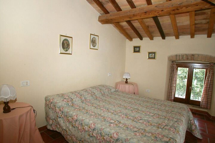 Room 5 of 40