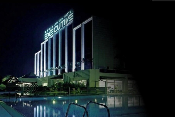 Executive Luxury Hotel