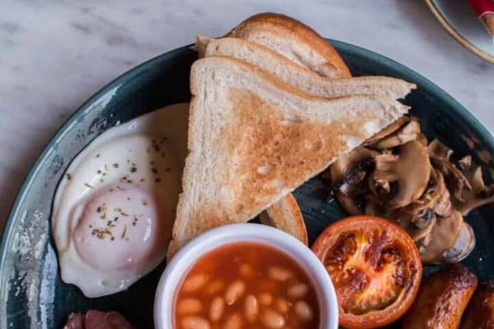 Breakfast meal