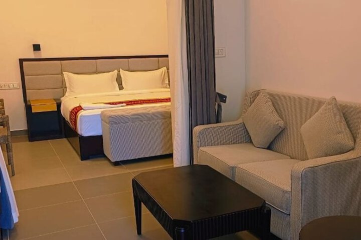 Room 3 of 31