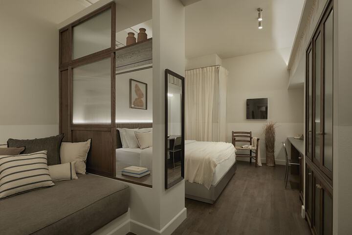 Room 8 of 51