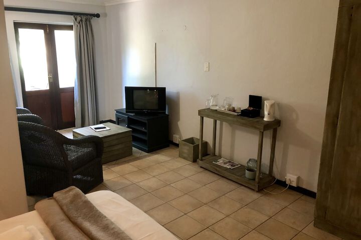 Room 26 of 80