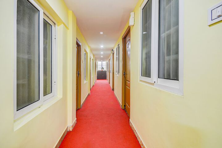 Hotel Interior 6 of 25