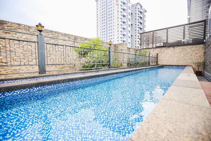 Pool 52 of 78
