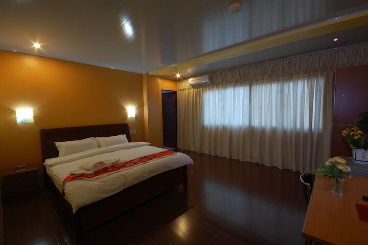 Room 11 of 70