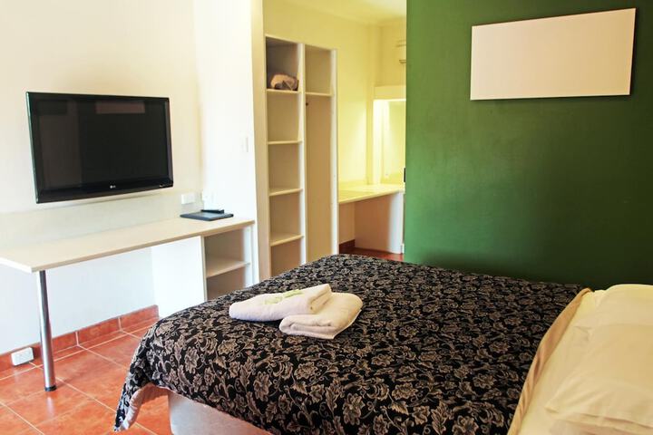 Room 14 of 40