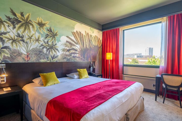 Room 29 of 195